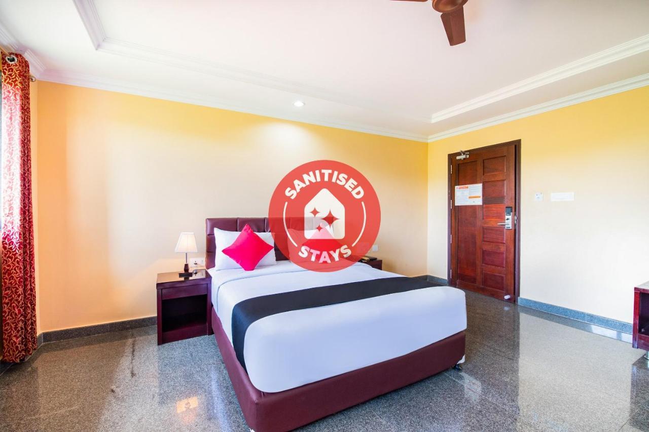 Capital O 22439 Ratna Forever Hotel Karkal Kültér fotó